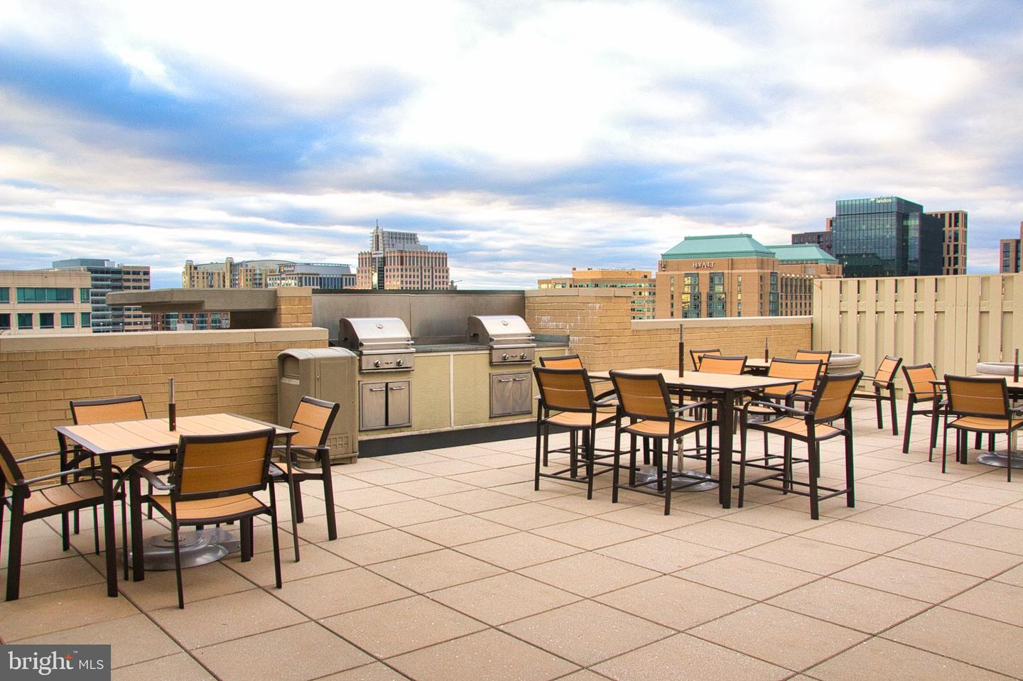 11800 SUNSET HILLS RD #1117, RESTON, Virginia 20190, 2 Bedrooms Bedrooms, 7 Rooms Rooms,2 BathroomsBathrooms,Residential,For sale,11800 SUNSET HILLS RD #1117,VAFX2239432 MLS # VAFX2239432