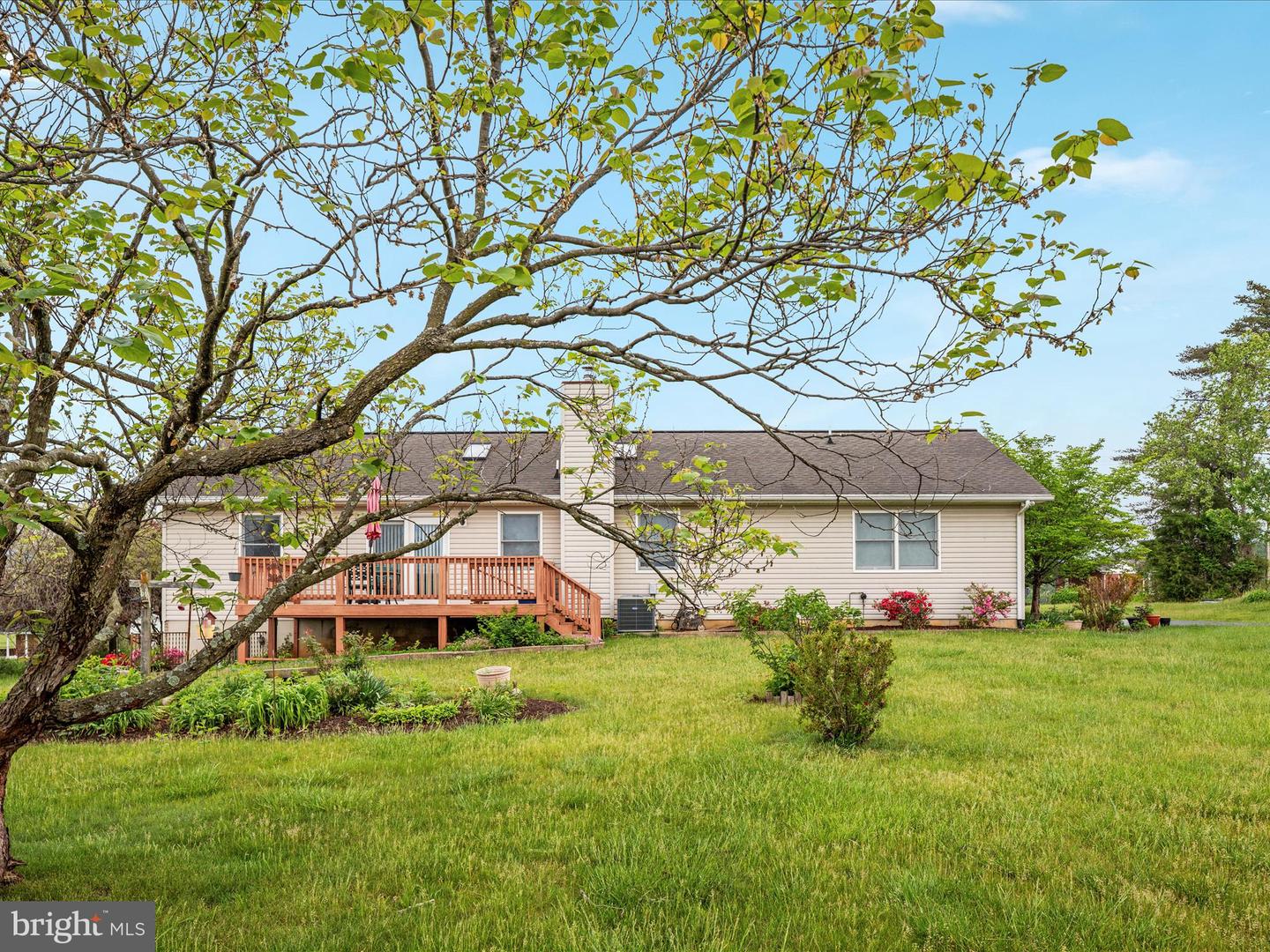 464 BACK RD, EDINBURG, Virginia 22824, 4 Bedrooms Bedrooms, ,2 BathroomsBathrooms,Residential,For sale,464 BACK RD,VASH2011398 MLS # VASH2011398