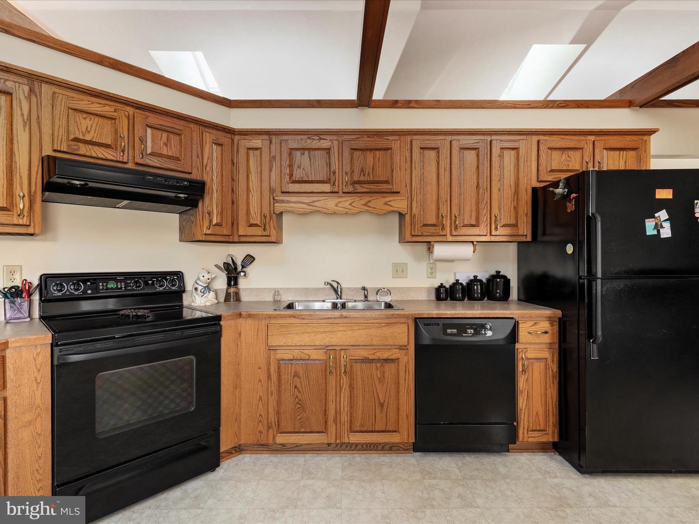 464 BACK RD, EDINBURG, Virginia 22824, 4 Bedrooms Bedrooms, ,2 BathroomsBathrooms,Residential,For sale,464 BACK RD,VASH2011398 MLS # VASH2011398