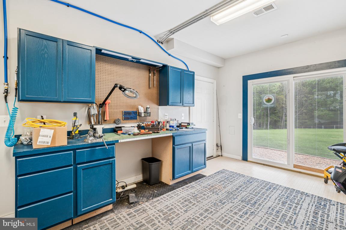 14607 SUMMIT VIEW LN, HILLSBORO, Virginia 20132, 2 Bedrooms Bedrooms, ,2 BathroomsBathrooms,Residential,For sale,14607 SUMMIT VIEW LN,VALO2095944 MLS # VALO2095944