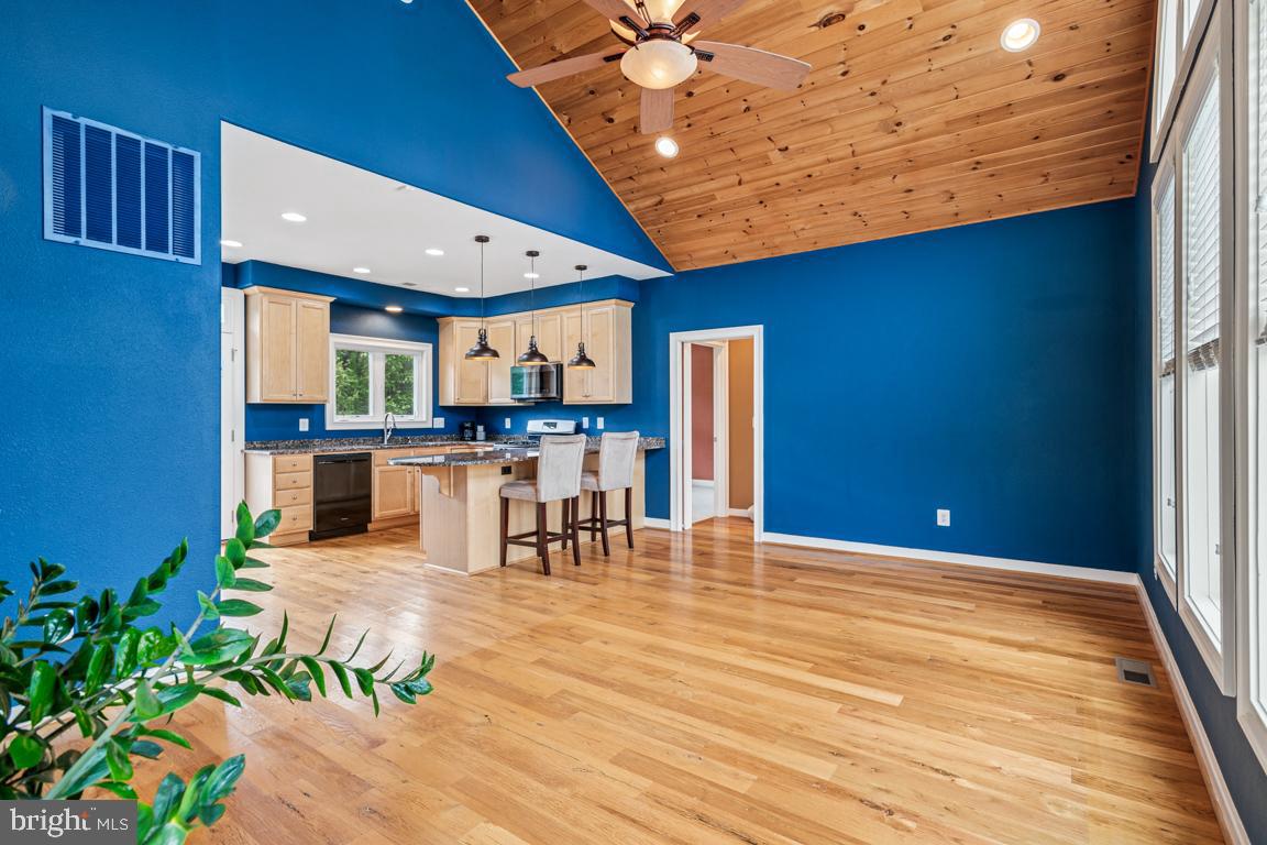 14607 SUMMIT VIEW LN, HILLSBORO, Virginia 20132, 2 Bedrooms Bedrooms, ,2 BathroomsBathrooms,Residential,For sale,14607 SUMMIT VIEW LN,VALO2095944 MLS # VALO2095944