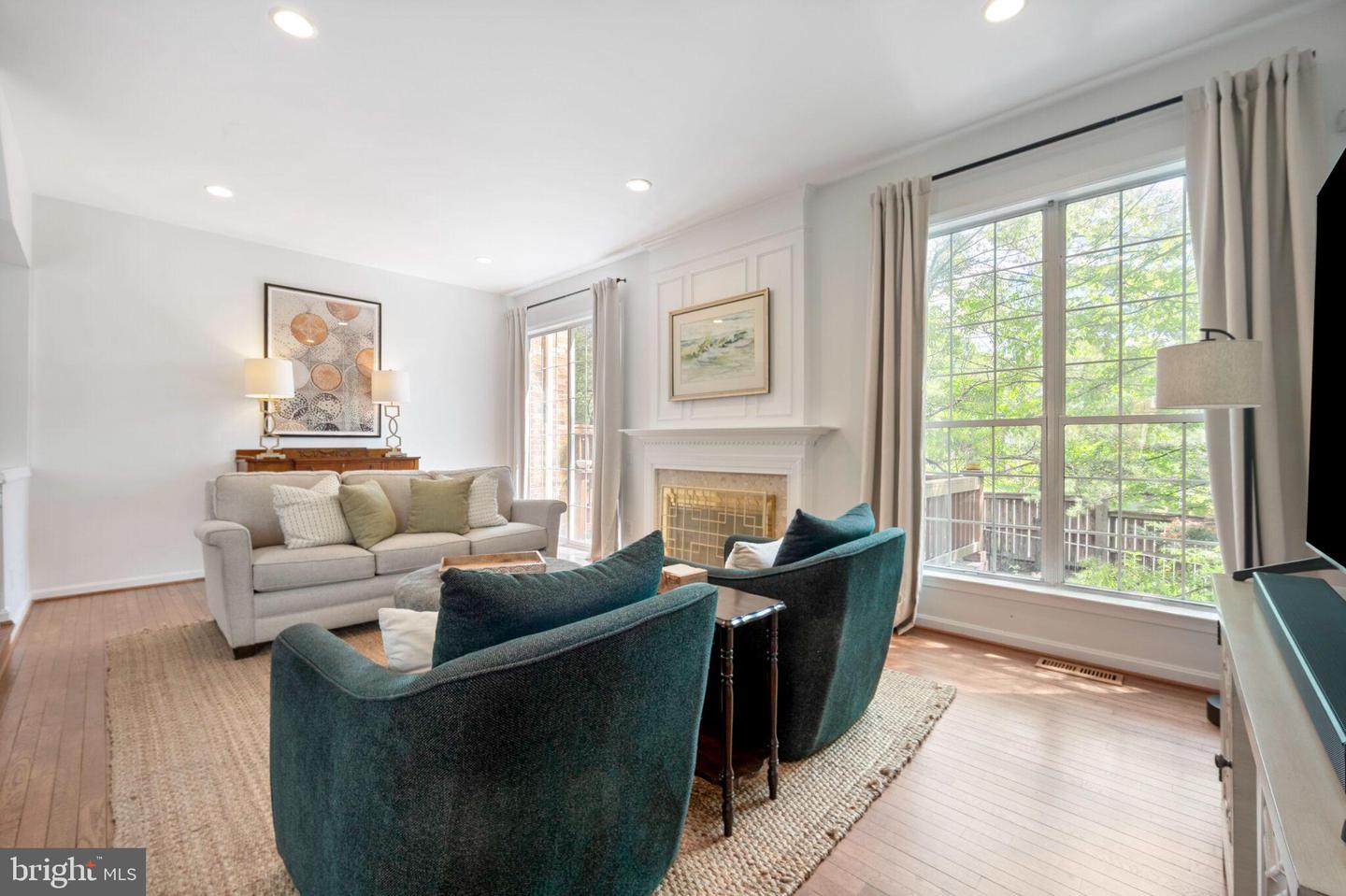 45 ARELL CT, ALEXANDRIA, Virginia 22304, 3 Bedrooms Bedrooms, ,3 BathroomsBathrooms,Residential,For sale,45 ARELL CT,VAAX2045140 MLS # VAAX2045140