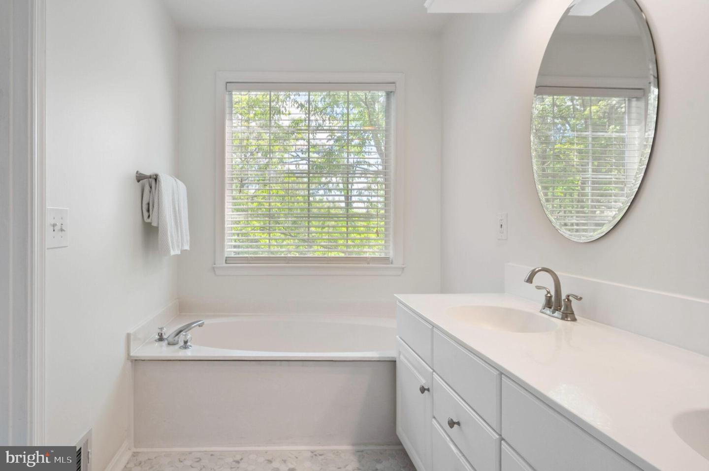 45 ARELL CT, ALEXANDRIA, Virginia 22304, 3 Bedrooms Bedrooms, ,3 BathroomsBathrooms,Residential,For sale,45 ARELL CT,VAAX2045140 MLS # VAAX2045140