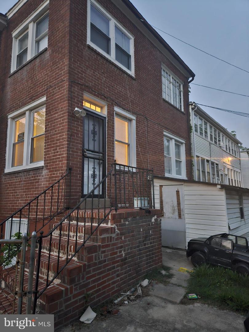 740 RITTENHOUSE ST NW, WASHINGTON, District Of Columbia 20011, 6 Bedrooms Bedrooms, ,3 BathroomsBathrooms,Residential,For sale,740 RITTENHOUSE ST NW,DCDC2199722 MLS # DCDC2199722
