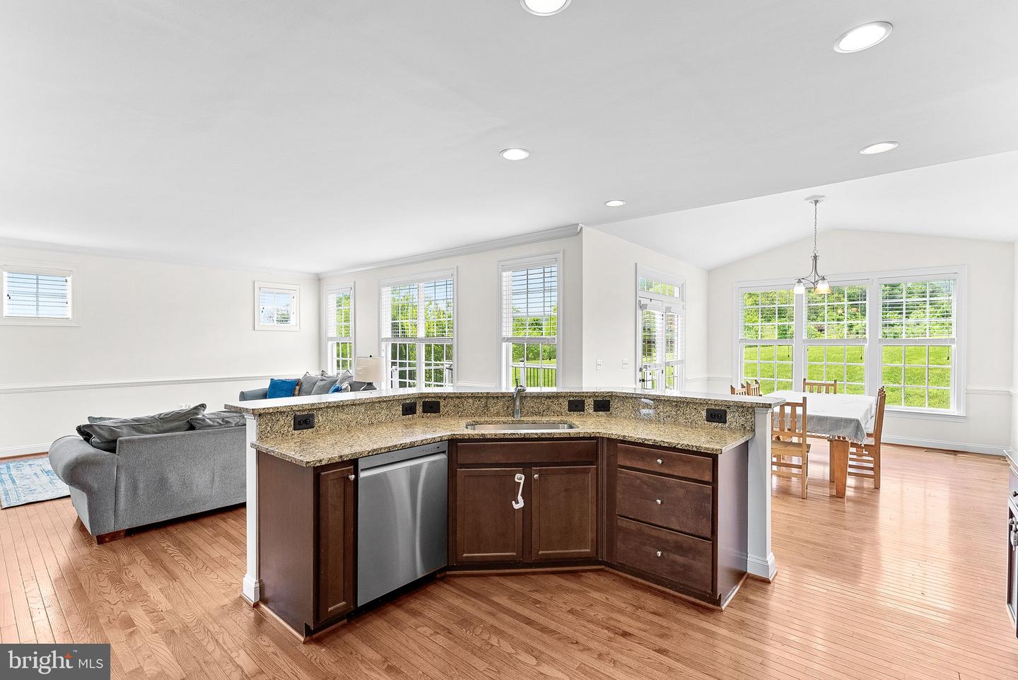 14211 SARATOGA PARK DR, HILLSBORO, Virginia 20132, 4 Bedrooms Bedrooms, ,3 BathroomsBathrooms,Residential,For sale,14211 SARATOGA PARK DR,VALO2095970 MLS # VALO2095970