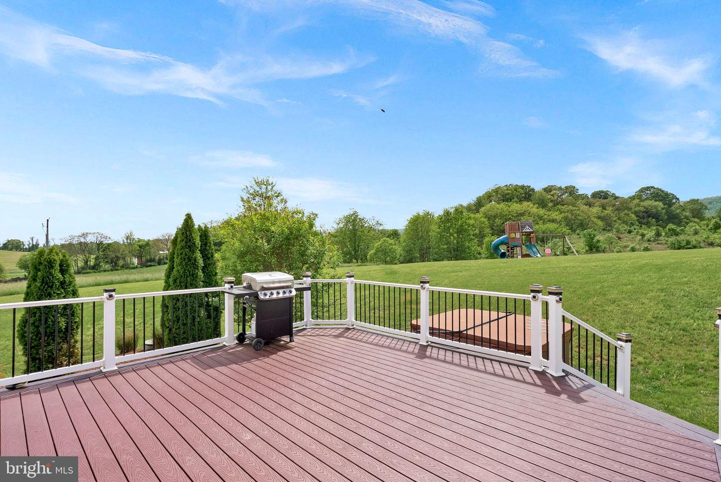 14211 SARATOGA PARK DR, HILLSBORO, Virginia 20132, 4 Bedrooms Bedrooms, ,3 BathroomsBathrooms,Residential,For sale,14211 SARATOGA PARK DR,VALO2095970 MLS # VALO2095970