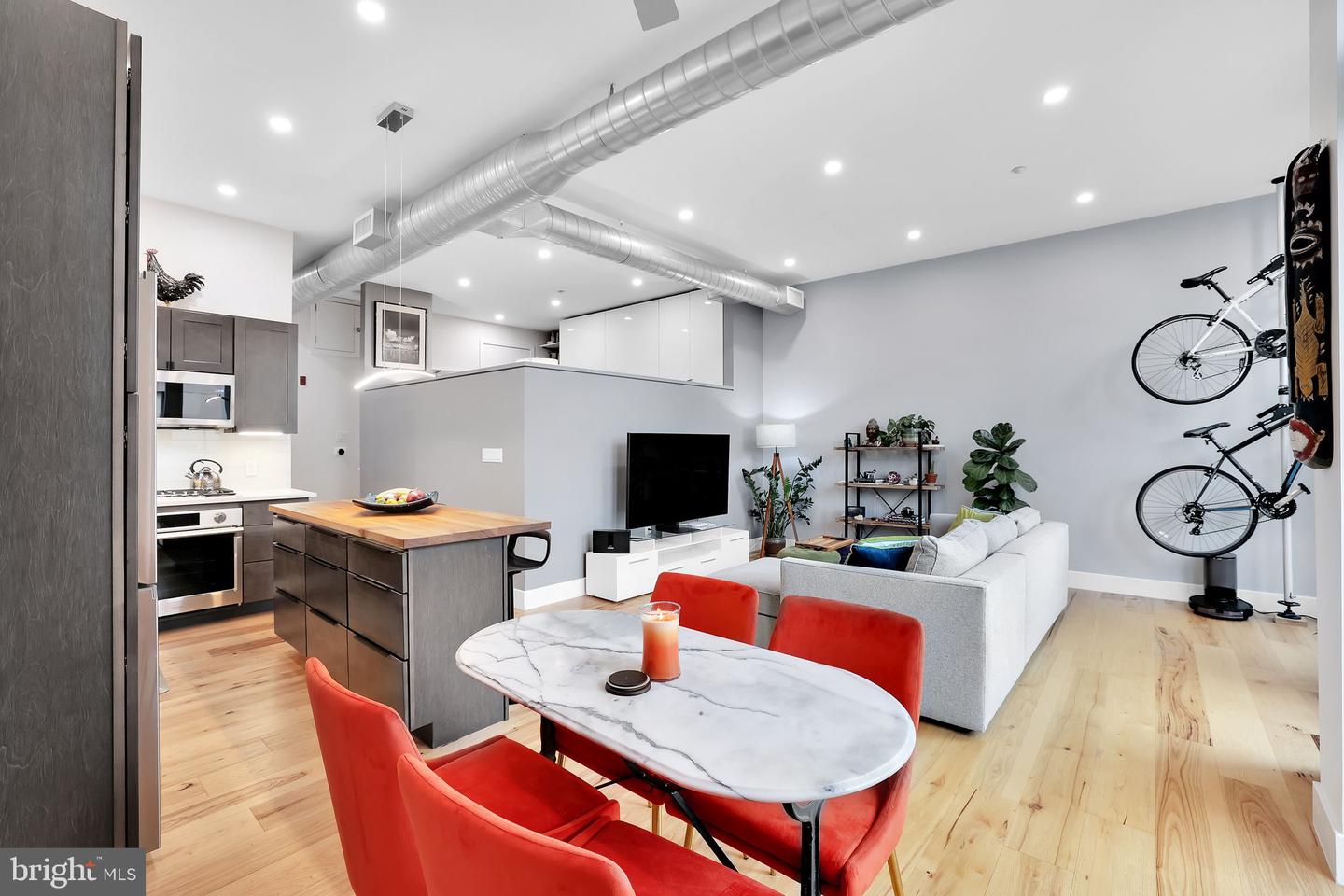 1390 V ST NW #403, WASHINGTON, District Of Columbia 20009, 1 Bedroom Bedrooms, ,1 BathroomBathrooms,Residential,For sale,1390 V ST NW #403,DCDC2199752 MLS # DCDC2199752