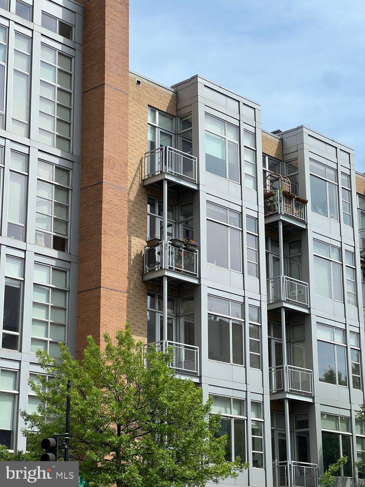 1390 V ST NW #403, WASHINGTON, District Of Columbia 20009, 1 Bedroom Bedrooms, ,1 BathroomBathrooms,Residential,For sale,1390 V ST NW #403,DCDC2199752 MLS # DCDC2199752