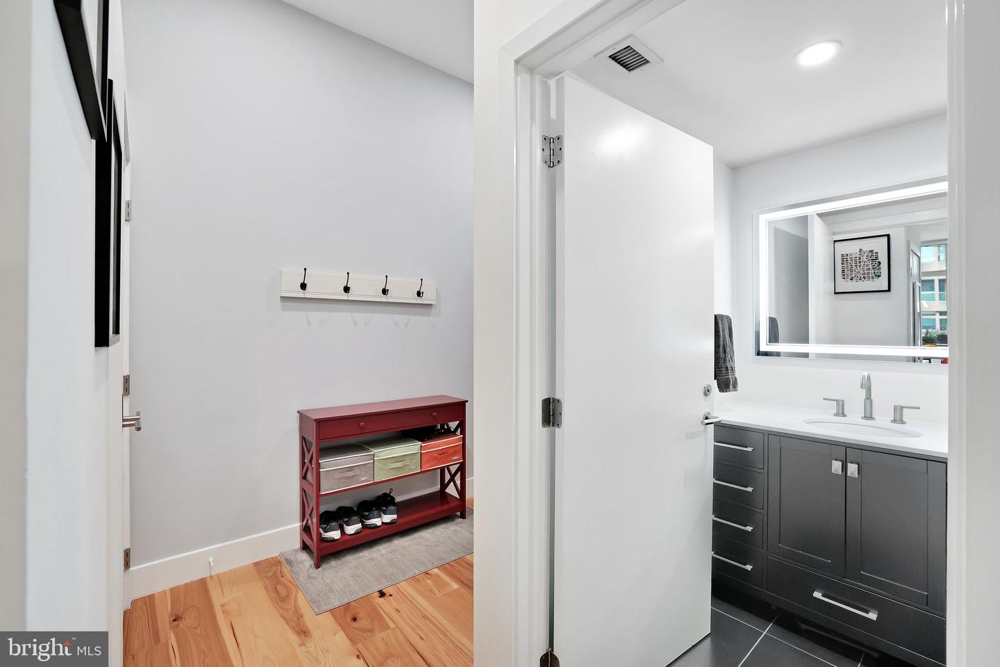 1390 V ST NW #403, WASHINGTON, District Of Columbia 20009, 1 Bedroom Bedrooms, ,1 BathroomBathrooms,Residential,For sale,1390 V ST NW #403,DCDC2199752 MLS # DCDC2199752