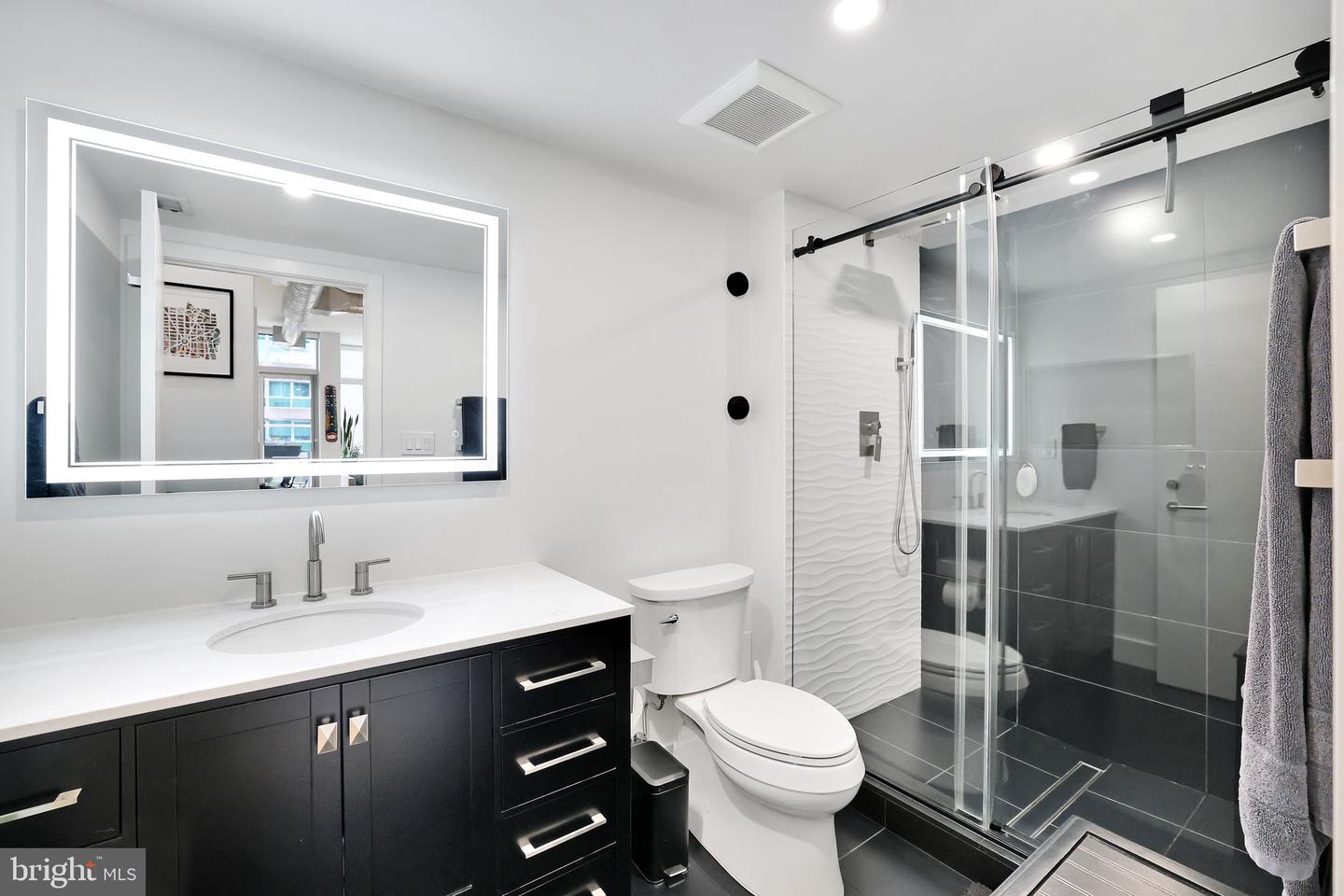 1390 V ST NW #403, WASHINGTON, District Of Columbia 20009, 1 Bedroom Bedrooms, ,1 BathroomBathrooms,Residential,For sale,1390 V ST NW #403,DCDC2199752 MLS # DCDC2199752