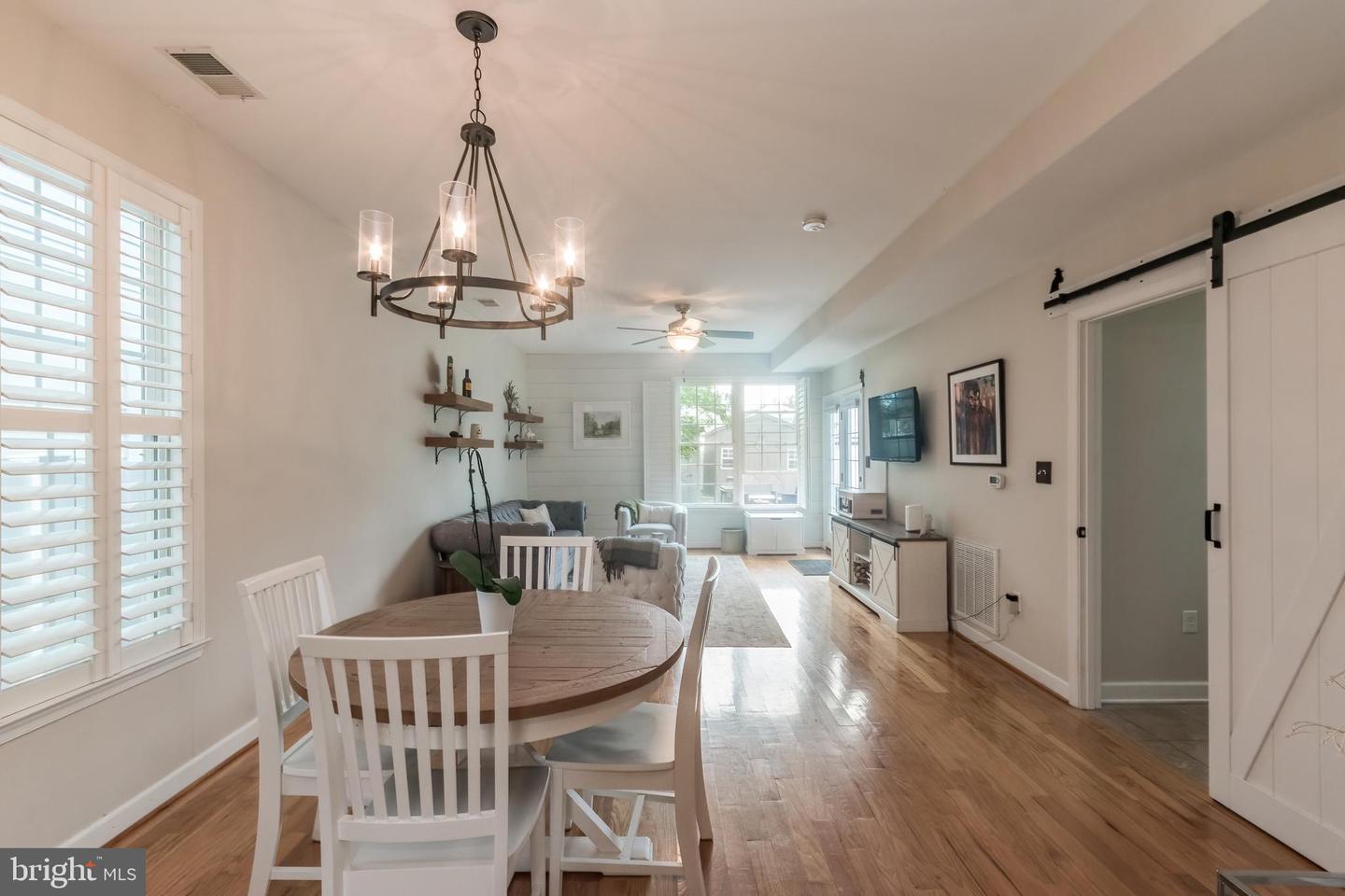 315 E PICCADILLY ST, WINCHESTER, Virginia 22601, 3 Bedrooms Bedrooms, ,2 BathroomsBathrooms,Residential,For sale,315 E PICCADILLY ST,VAWI2007648 MLS # VAWI2007648
