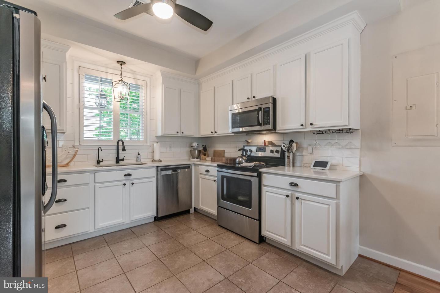 315 E PICCADILLY ST, WINCHESTER, Virginia 22601, 3 Bedrooms Bedrooms, ,2 BathroomsBathrooms,Residential,For sale,315 E PICCADILLY ST,VAWI2007648 MLS # VAWI2007648