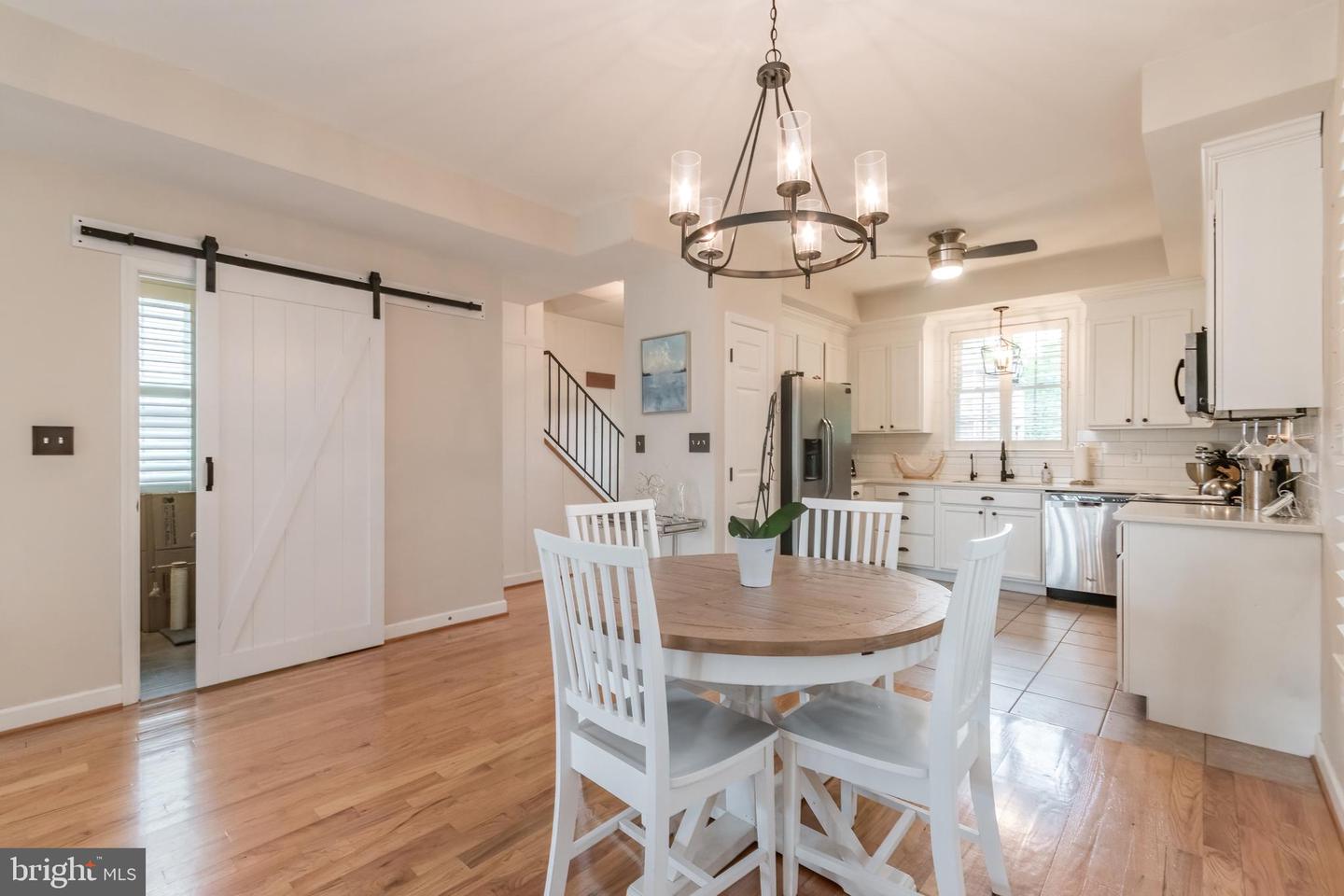 315 E PICCADILLY ST, WINCHESTER, Virginia 22601, 3 Bedrooms Bedrooms, ,2 BathroomsBathrooms,Residential,For sale,315 E PICCADILLY ST,VAWI2007648 MLS # VAWI2007648