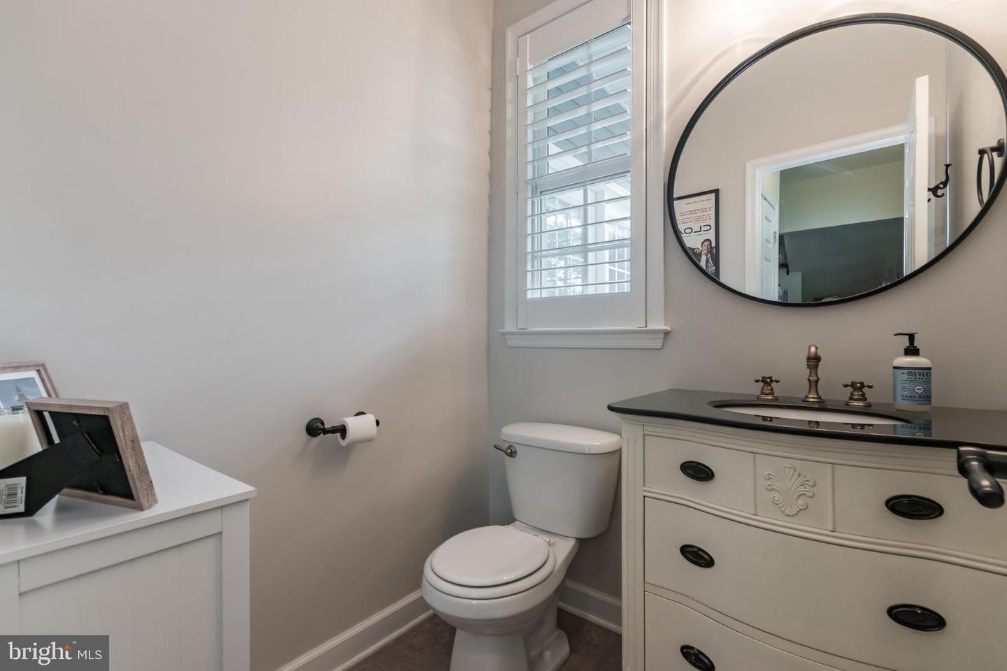 315 E PICCADILLY ST, WINCHESTER, Virginia 22601, 3 Bedrooms Bedrooms, ,2 BathroomsBathrooms,Residential,For sale,315 E PICCADILLY ST,VAWI2007648 MLS # VAWI2007648
