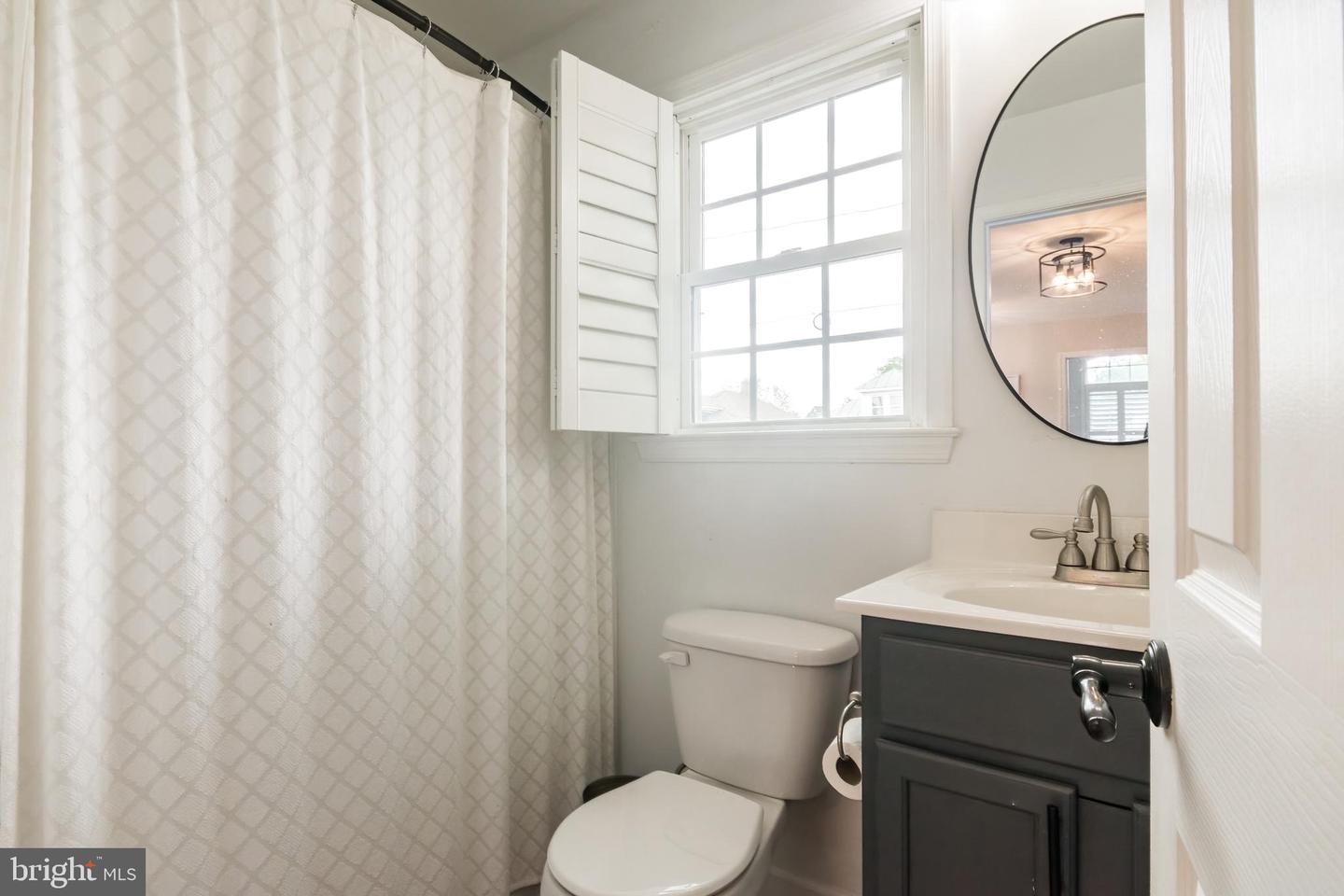 315 E PICCADILLY ST, WINCHESTER, Virginia 22601, 3 Bedrooms Bedrooms, ,2 BathroomsBathrooms,Residential,For sale,315 E PICCADILLY ST,VAWI2007648 MLS # VAWI2007648