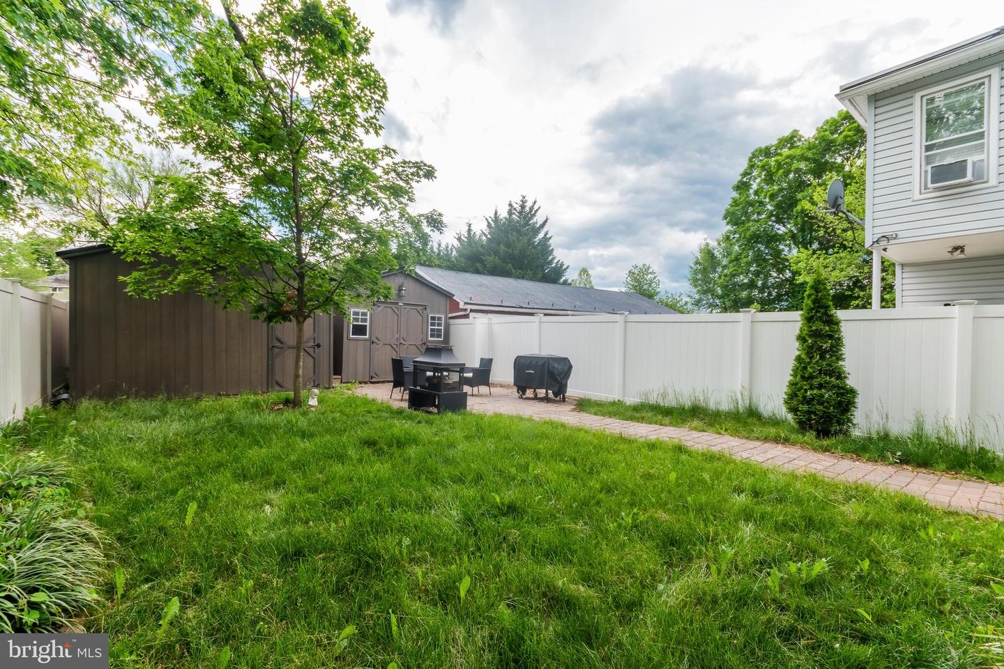 315 E PICCADILLY ST, WINCHESTER, Virginia 22601, 3 Bedrooms Bedrooms, ,2 BathroomsBathrooms,Residential,For sale,315 E PICCADILLY ST,VAWI2007648 MLS # VAWI2007648