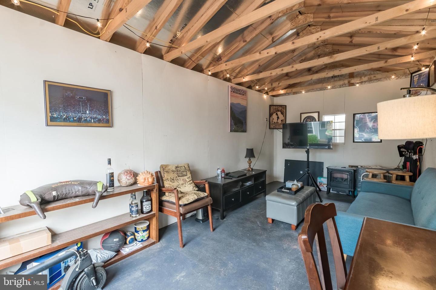 315 E PICCADILLY ST, WINCHESTER, Virginia 22601, 3 Bedrooms Bedrooms, ,2 BathroomsBathrooms,Residential,For sale,315 E PICCADILLY ST,VAWI2007648 MLS # VAWI2007648
