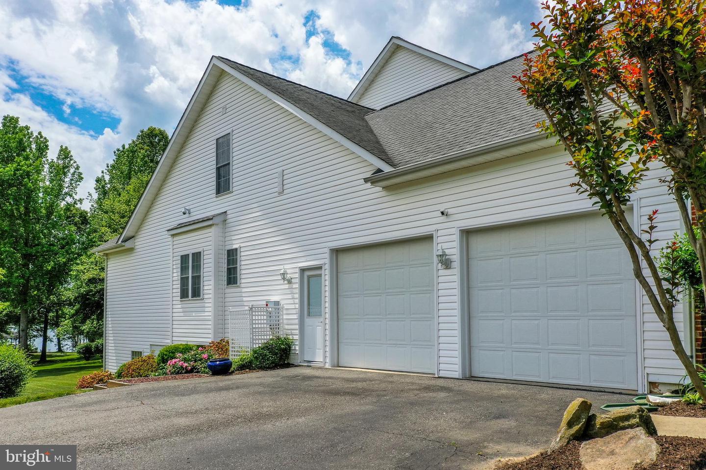 12400 EUSTACE DR, BUMPASS, Virginia 23024, 5 Bedrooms Bedrooms, 20 Rooms Rooms,4 BathroomsBathrooms,Residential,For sale,12400 EUSTACE DR,VASP2032956 MLS # VASP2032956