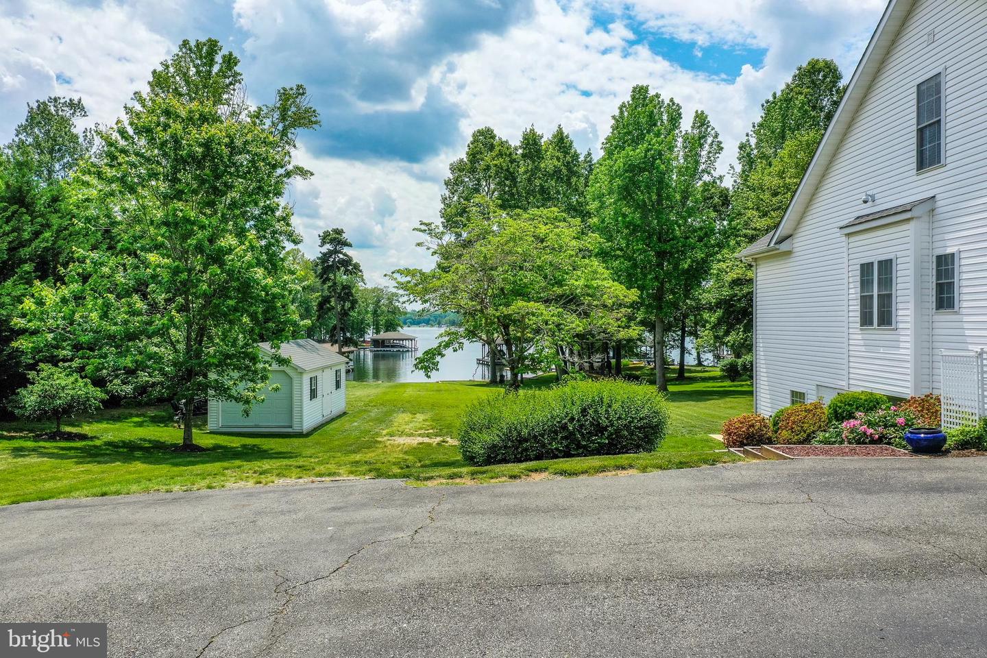 12400 EUSTACE DR, BUMPASS, Virginia 23024, 5 Bedrooms Bedrooms, 20 Rooms Rooms,4 BathroomsBathrooms,Residential,For sale,12400 EUSTACE DR,VASP2032956 MLS # VASP2032956