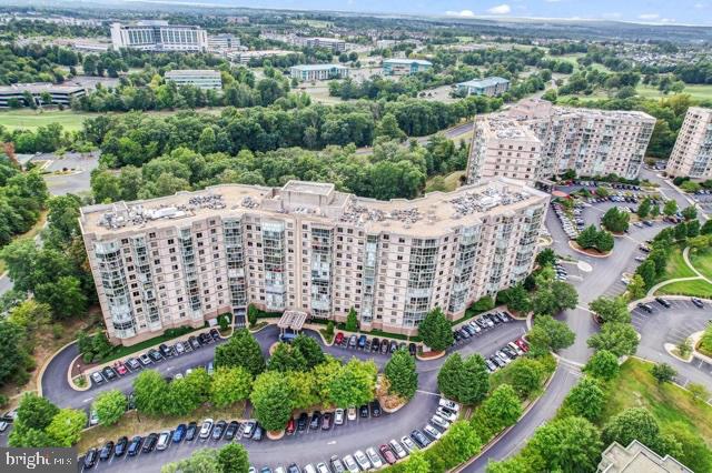 19385 CYPRESS RIDGE TER #621, LEESBURG, Virginia 20176, 2 Bedrooms Bedrooms, ,2 BathroomsBathrooms,Residential,For sale,19385 CYPRESS RIDGE TER #621,VALO2095918 MLS # VALO2095918
