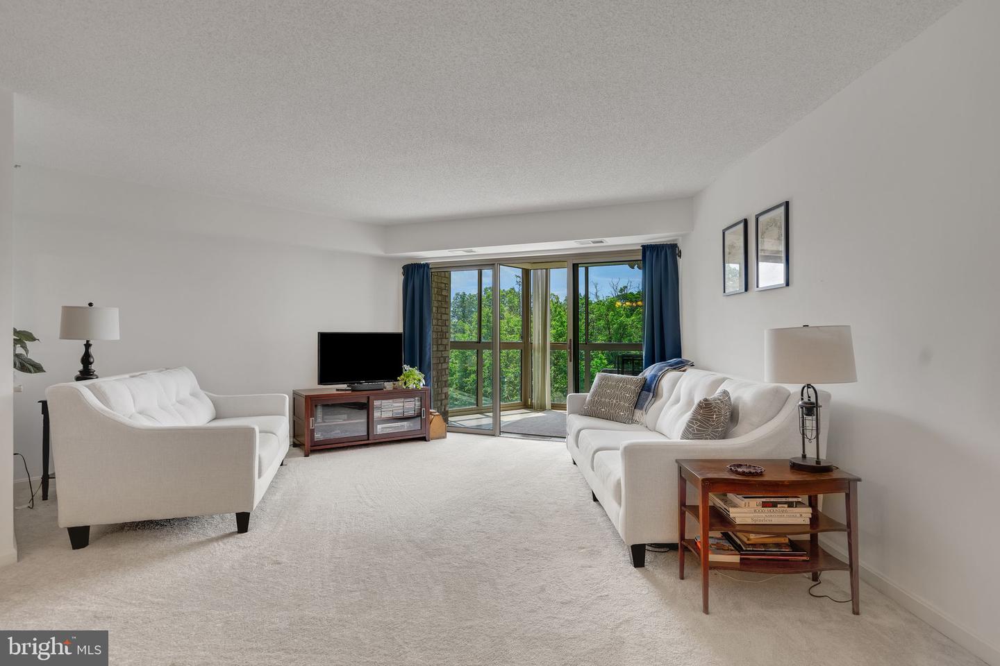 19385 CYPRESS RIDGE TER #621, LEESBURG, Virginia 20176, 2 Bedrooms Bedrooms, ,2 BathroomsBathrooms,Residential,For sale,19385 CYPRESS RIDGE TER #621,VALO2095918 MLS # VALO2095918