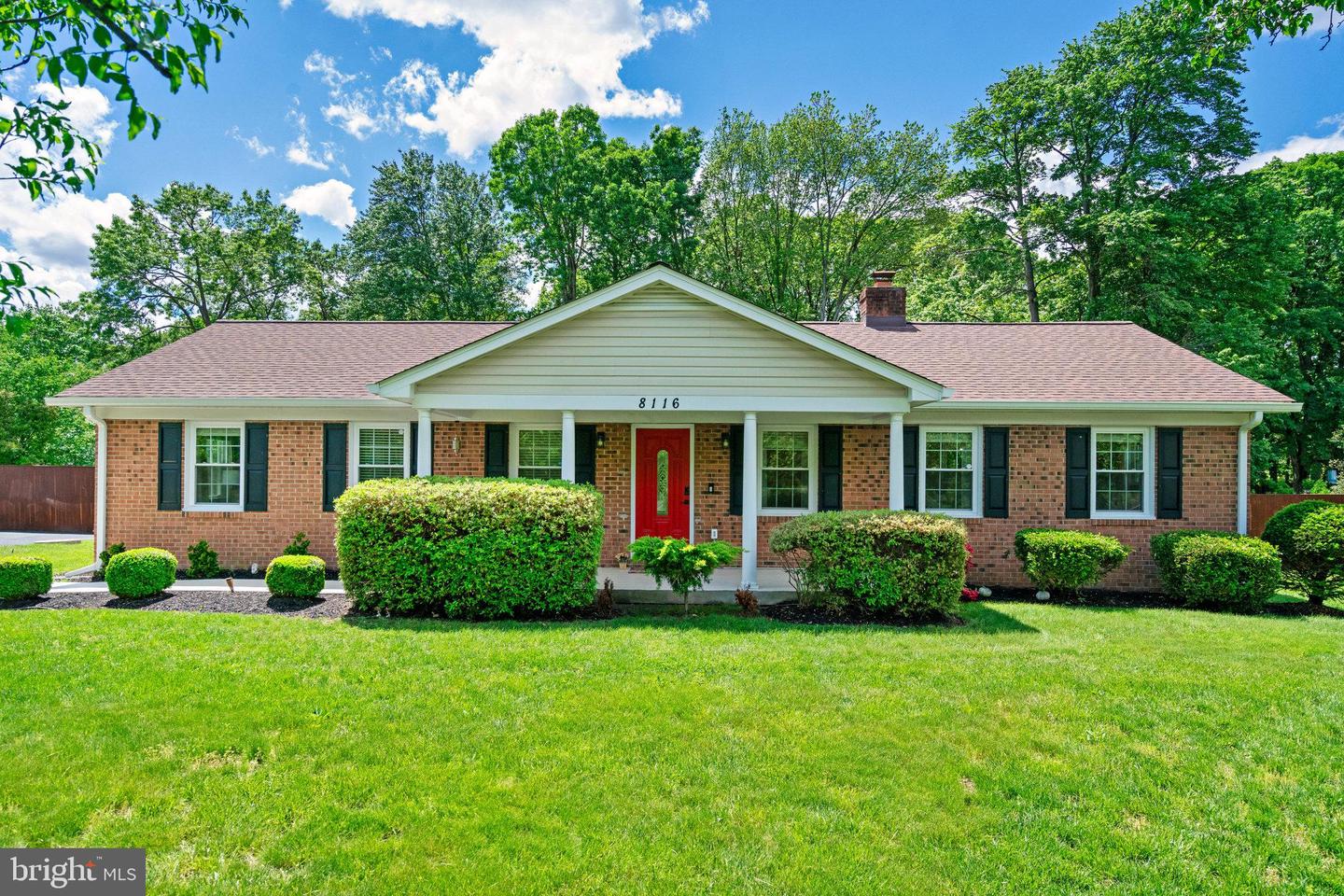 8116 ROLLING RD, SPRINGFIELD, Virginia 22153, 5 Bedrooms Bedrooms, ,3 BathroomsBathrooms,Residential,For sale,8116 ROLLING RD,VAFX2239610 MLS # VAFX2239610