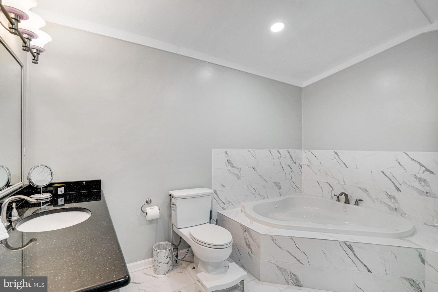 8116 ROLLING RD, SPRINGFIELD, Virginia 22153, 5 Bedrooms Bedrooms, ,3 BathroomsBathrooms,Residential,For sale,8116 ROLLING RD,VAFX2239610 MLS # VAFX2239610