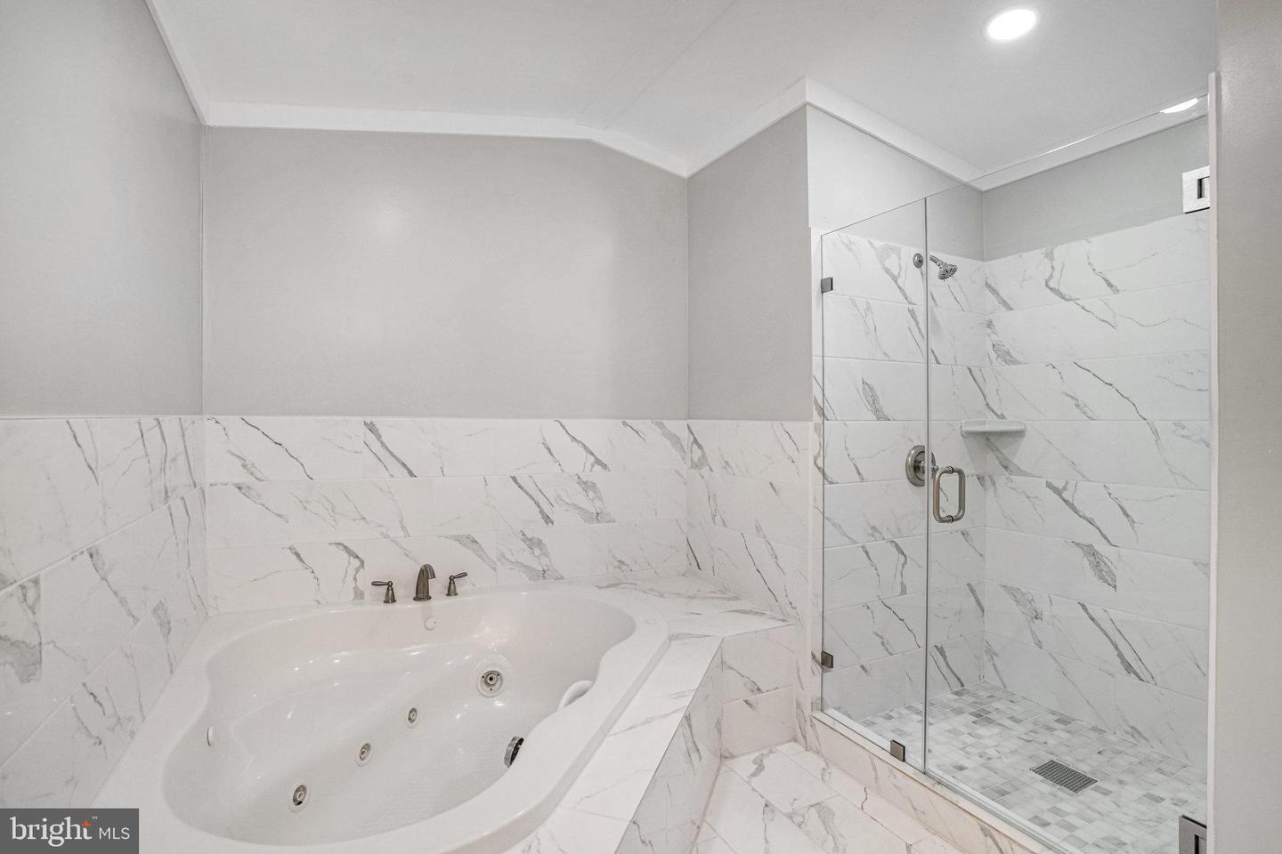 8116 ROLLING RD, SPRINGFIELD, Virginia 22153, 5 Bedrooms Bedrooms, ,3 BathroomsBathrooms,Residential,For sale,8116 ROLLING RD,VAFX2239610 MLS # VAFX2239610