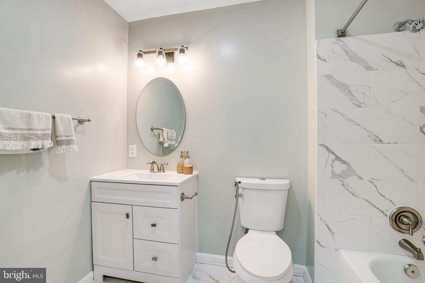 8116 ROLLING RD, SPRINGFIELD, Virginia 22153, 5 Bedrooms Bedrooms, ,3 BathroomsBathrooms,Residential,For sale,8116 ROLLING RD,VAFX2239610 MLS # VAFX2239610