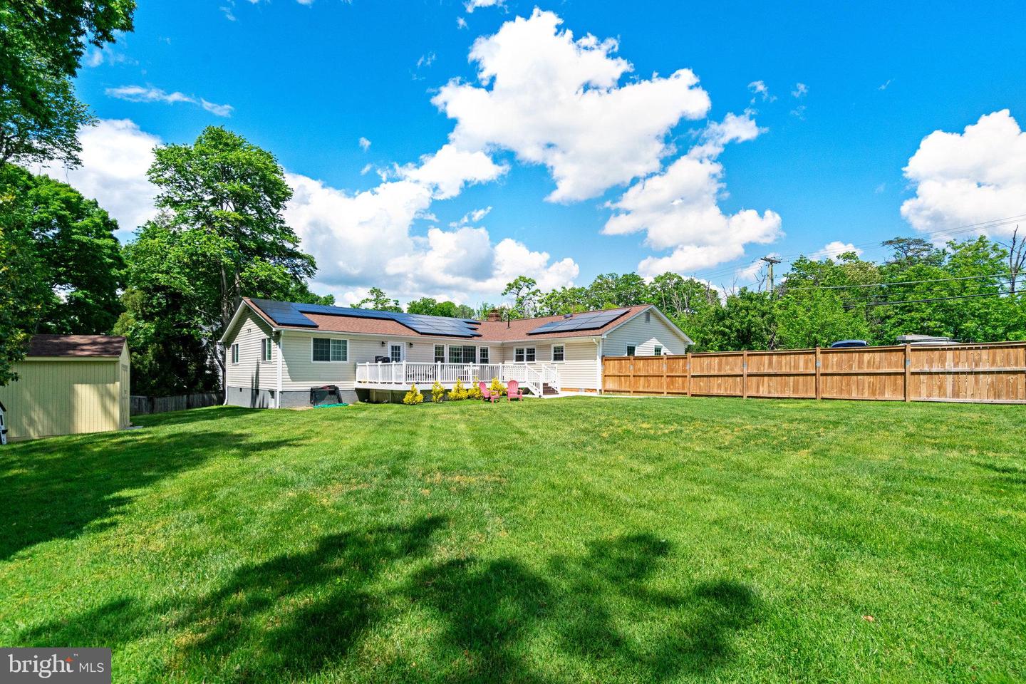 8116 ROLLING RD, SPRINGFIELD, Virginia 22153, 5 Bedrooms Bedrooms, ,3 BathroomsBathrooms,Residential,For sale,8116 ROLLING RD,VAFX2239610 MLS # VAFX2239610