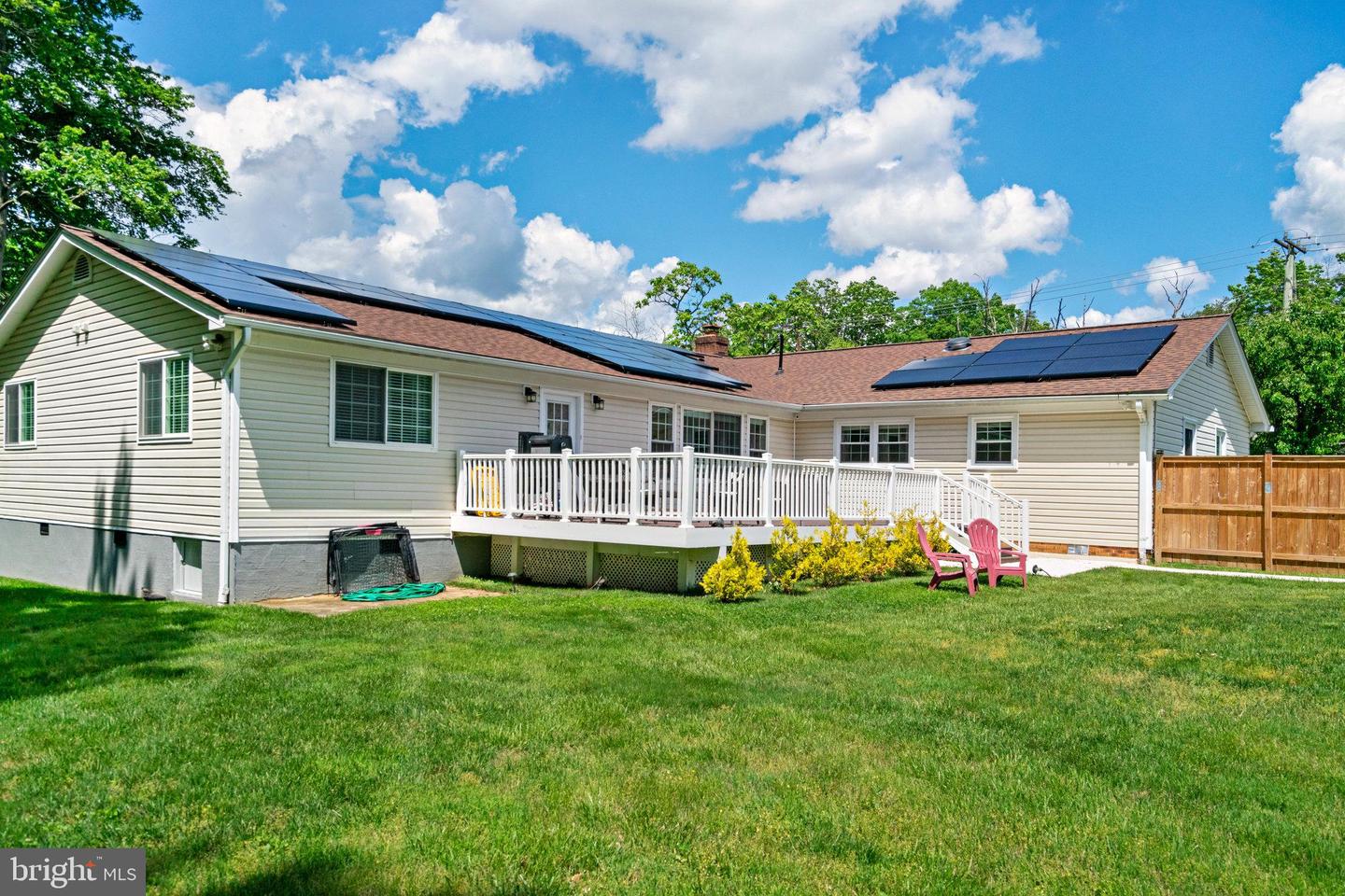 8116 ROLLING RD, SPRINGFIELD, Virginia 22153, 5 Bedrooms Bedrooms, ,3 BathroomsBathrooms,Residential,For sale,8116 ROLLING RD,VAFX2239610 MLS # VAFX2239610