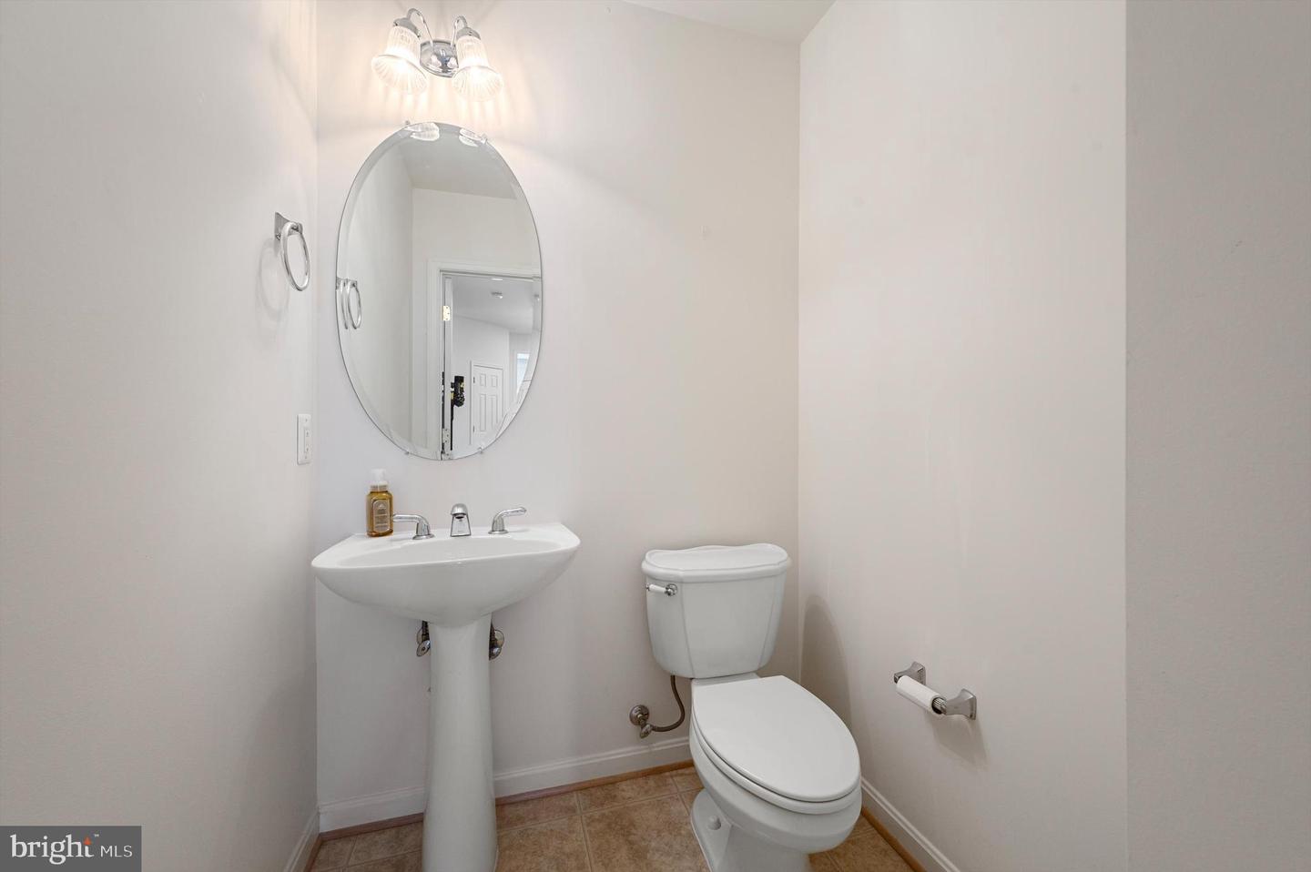 645 BEEHIVE WAY, WINCHESTER, Virginia 22601, 4 Bedrooms Bedrooms, ,2 BathroomsBathrooms,Residential,For sale,645 BEEHIVE WAY,VAWI2007652 MLS # VAWI2007652
