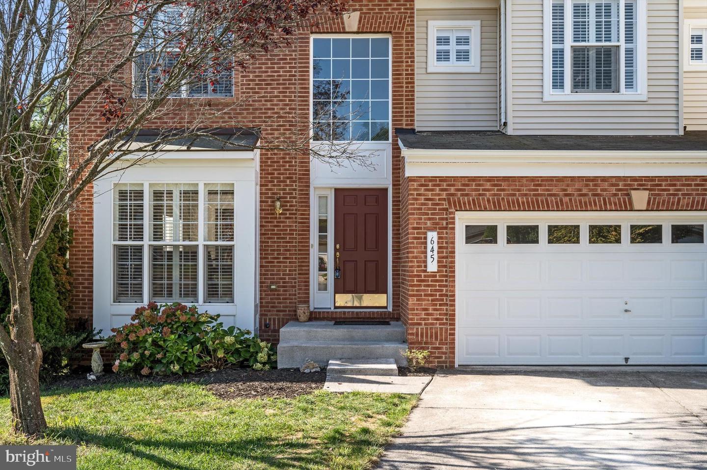 645 BEEHIVE WAY, WINCHESTER, Virginia 22601, 4 Bedrooms Bedrooms, ,2 BathroomsBathrooms,Residential,For sale,645 BEEHIVE WAY,VAWI2007652 MLS # VAWI2007652
