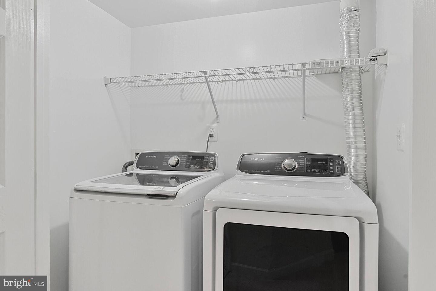21707 FRAME SQ, BROADLANDS, Virginia 20148, 3 Bedrooms Bedrooms, ,2 BathroomsBathrooms,Residential,For sale,21707 FRAME SQ,VALO2095922 MLS # VALO2095922
