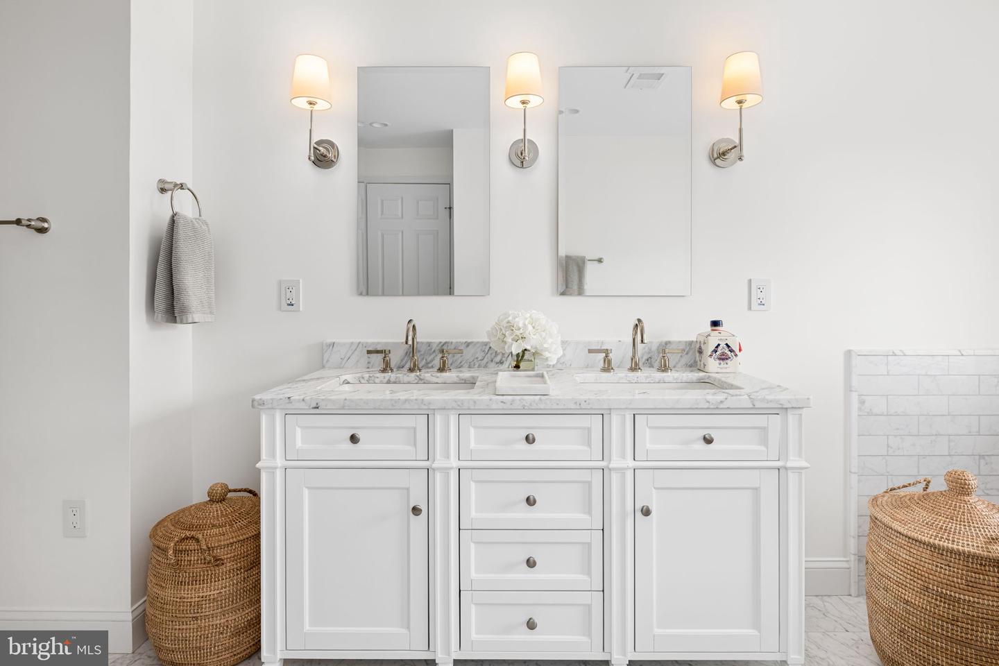 3647 WINFIELD LN NW, WASHINGTON, District Of Columbia 20007, 4 Bedrooms Bedrooms, ,4 BathroomsBathrooms,Residential,For sale,3647 WINFIELD LN NW,DCDC2199698 MLS # DCDC2199698