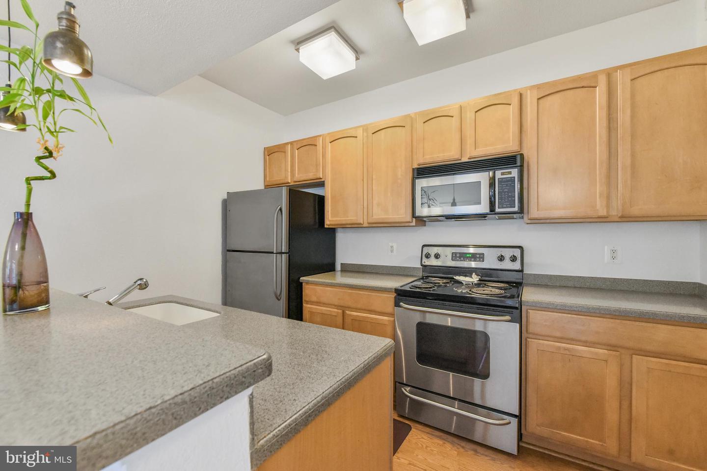 3909 PENDERVIEW DR #1923, FAIRFAX, Virginia 22033, 2 Bedrooms Bedrooms, ,1 BathroomBathrooms,Residential,For sale,3909 PENDERVIEW DR #1923,VAFX2239454 MLS # VAFX2239454