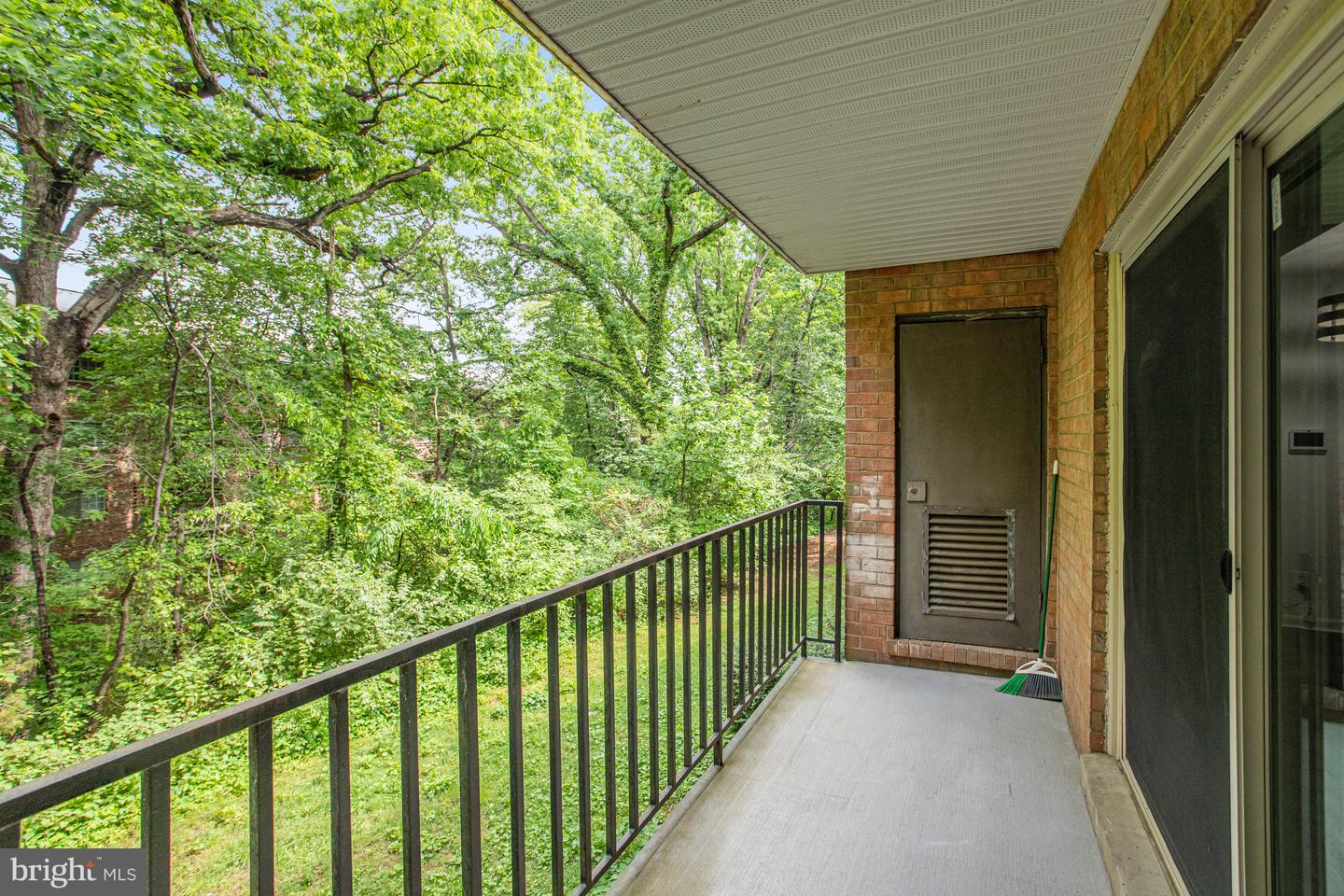 12656 DARA DR #103, WOODBRIDGE, Virginia 22192, 2 Bedrooms Bedrooms, ,1 BathroomBathrooms,Residential,For sale,12656 DARA DR #103,VAPW2094264 MLS # VAPW2094264