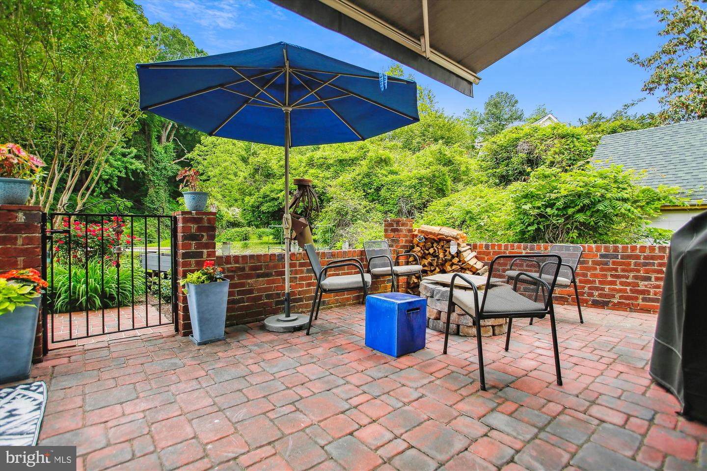 206 CENTER LN, OCCOQUAN, Virginia 22125, 3 Bedrooms Bedrooms, ,2 BathroomsBathrooms,Residential,For sale,206 CENTER LN,VAPW2094270 MLS # VAPW2094270