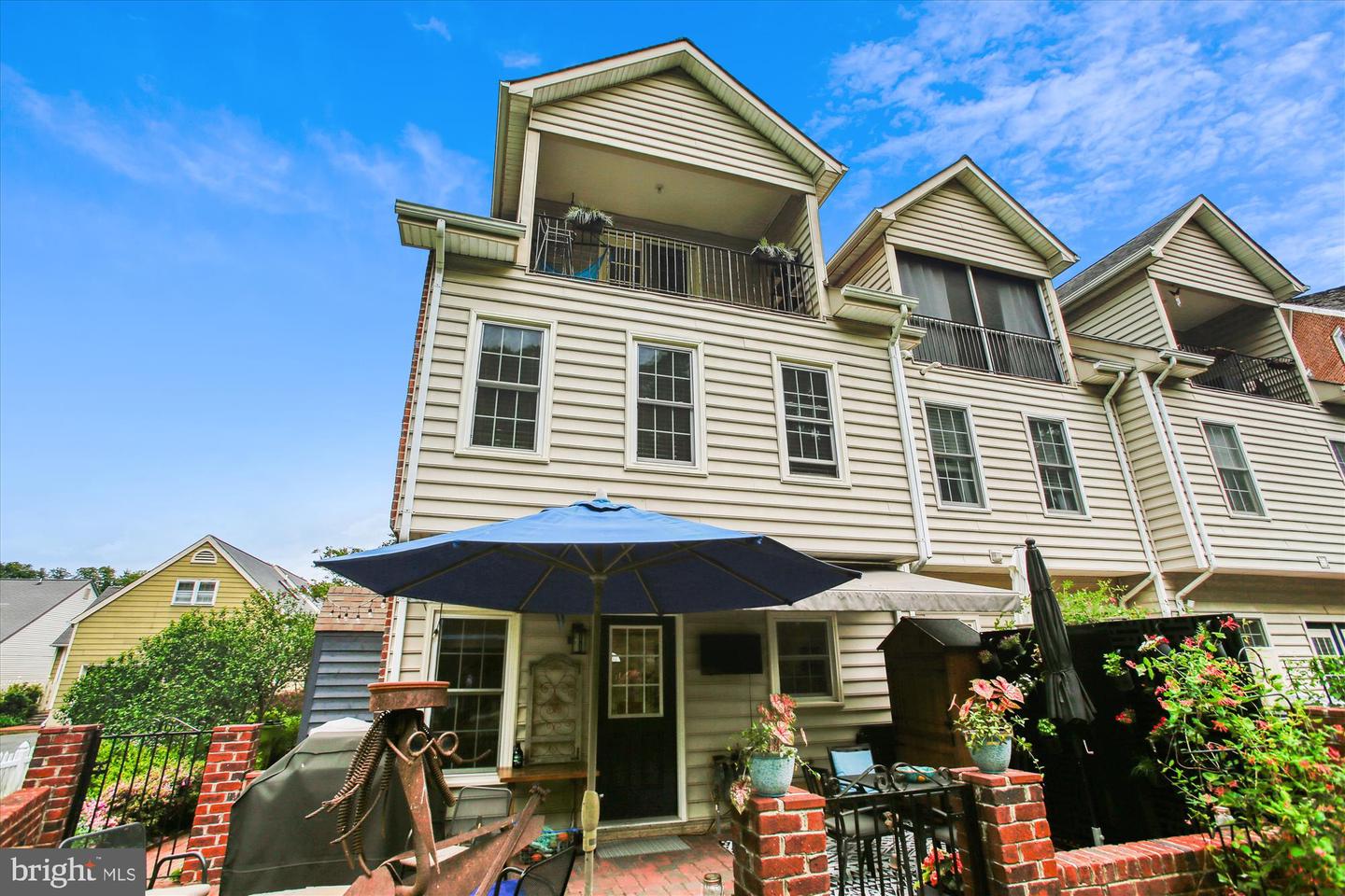 206 CENTER LN, OCCOQUAN, Virginia 22125, 3 Bedrooms Bedrooms, ,2 BathroomsBathrooms,Residential,For sale,206 CENTER LN,VAPW2094270 MLS # VAPW2094270