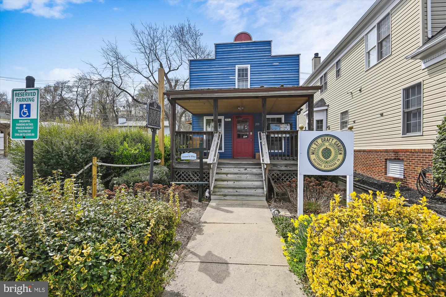 206 CENTER LN, OCCOQUAN, Virginia 22125, 3 Bedrooms Bedrooms, ,2 BathroomsBathrooms,Residential,For sale,206 CENTER LN,VAPW2094270 MLS # VAPW2094270