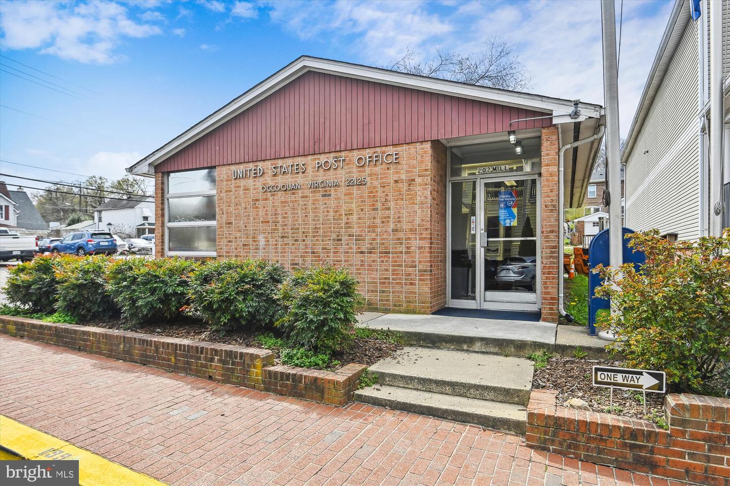 206 CENTER LN, OCCOQUAN, Virginia 22125, 3 Bedrooms Bedrooms, ,2 BathroomsBathrooms,Residential,For sale,206 CENTER LN,VAPW2094270 MLS # VAPW2094270