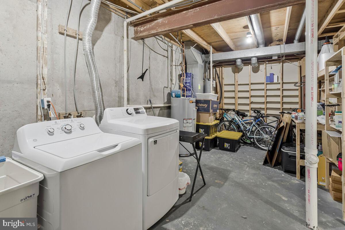 3022 DUNLEIGH CT, WOODBRIDGE, Virginia 22192, 3 Bedrooms Bedrooms, ,2 BathroomsBathrooms,Residential,For sale,3022 DUNLEIGH CT,VAPW2094306 MLS # VAPW2094306