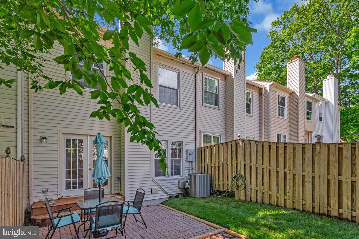 3022 DUNLEIGH CT, WOODBRIDGE, Virginia 22192, 3 Bedrooms Bedrooms, ,2 BathroomsBathrooms,Residential,For sale,3022 DUNLEIGH CT,VAPW2094306 MLS # VAPW2094306