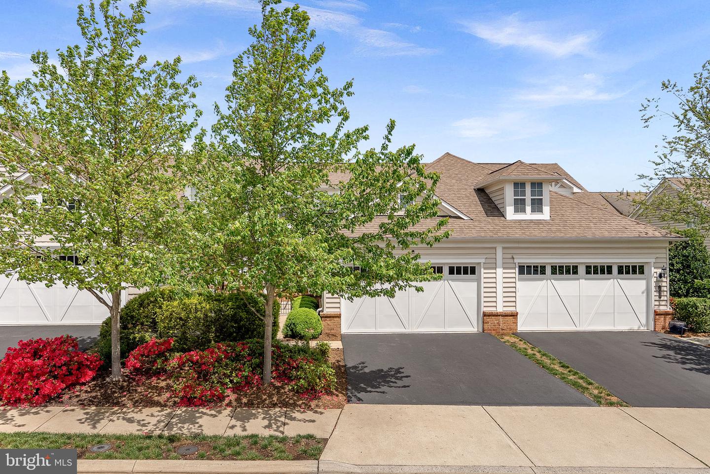 20458 VALLEY FALLS SQ, ASHBURN, Virginia 20147, 2 Bedrooms Bedrooms, ,2 BathroomsBathrooms,Residential,For sale,20458 VALLEY FALLS SQ,VALO2095982 MLS # VALO2095982