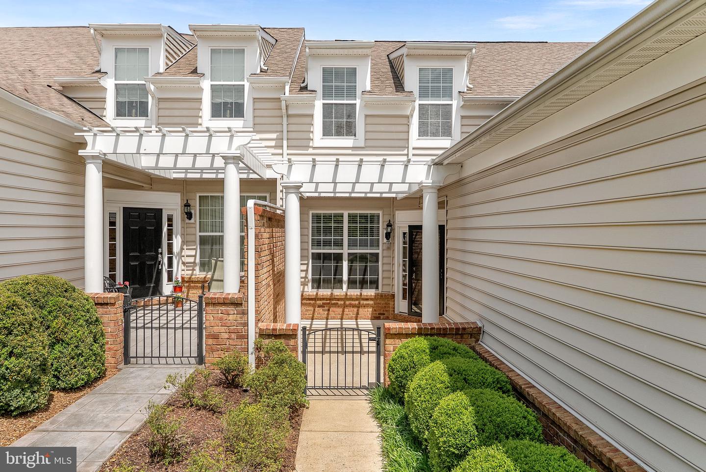 20458 VALLEY FALLS SQ, ASHBURN, Virginia 20147, 2 Bedrooms Bedrooms, ,2 BathroomsBathrooms,Residential,For sale,20458 VALLEY FALLS SQ,VALO2095982 MLS # VALO2095982