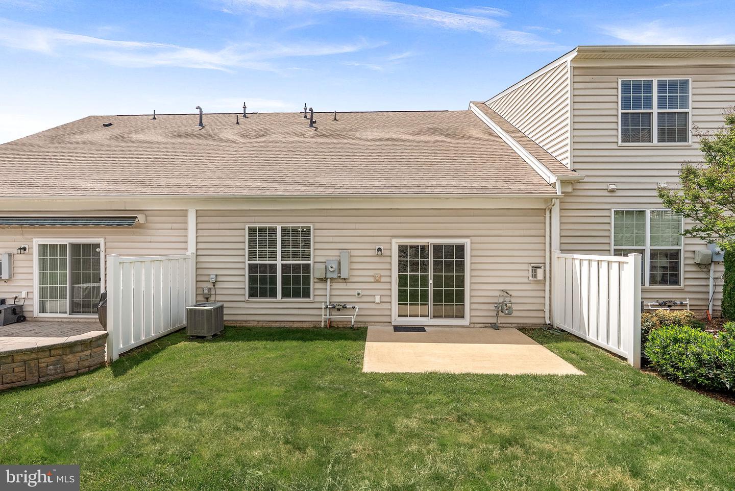 20458 VALLEY FALLS SQ, ASHBURN, Virginia 20147, 2 Bedrooms Bedrooms, ,2 BathroomsBathrooms,Residential,For sale,20458 VALLEY FALLS SQ,VALO2095982 MLS # VALO2095982