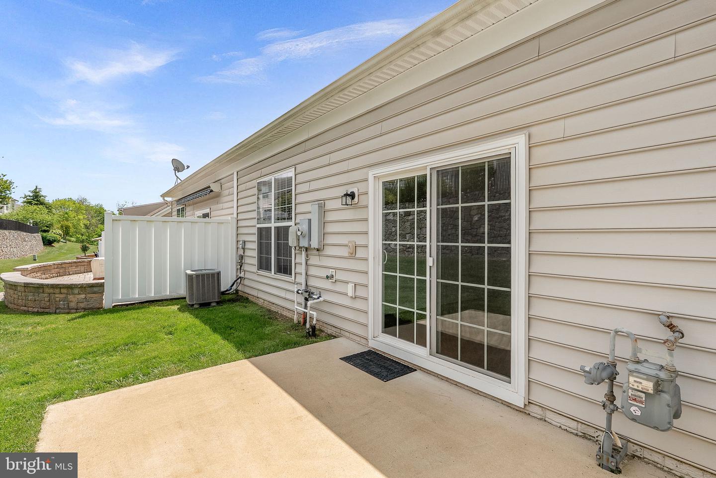 20458 VALLEY FALLS SQ, ASHBURN, Virginia 20147, 2 Bedrooms Bedrooms, ,2 BathroomsBathrooms,Residential,For sale,20458 VALLEY FALLS SQ,VALO2095982 MLS # VALO2095982