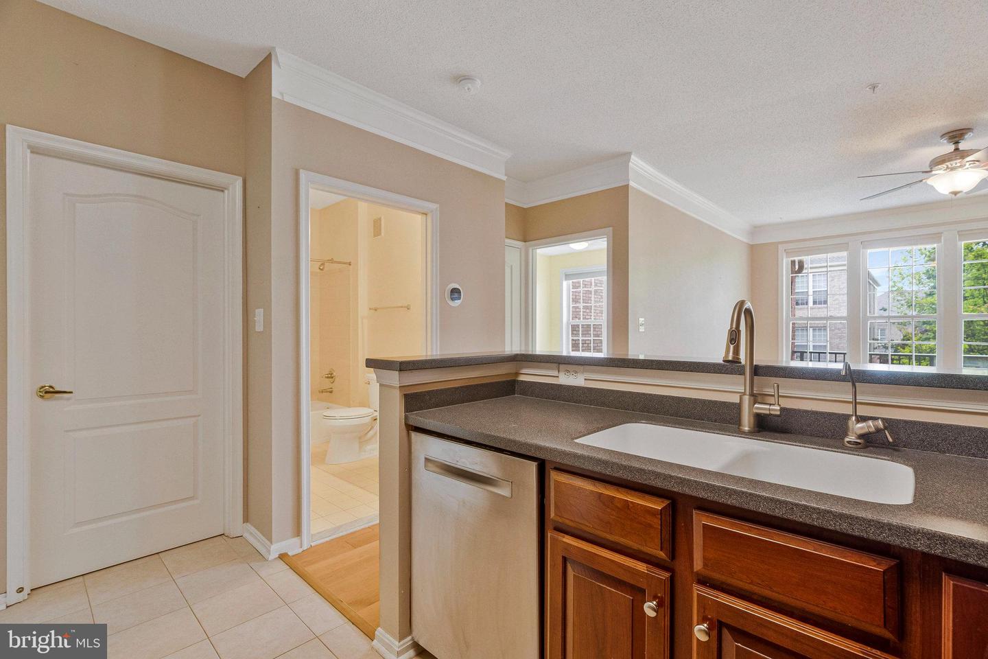 12170 ABINGTON HALL PL #204, RESTON, Virginia 20190, 2 Bedrooms Bedrooms, ,2 BathroomsBathrooms,Residential,For sale,12170 ABINGTON HALL PL #204,VAFX2239624 MLS # VAFX2239624