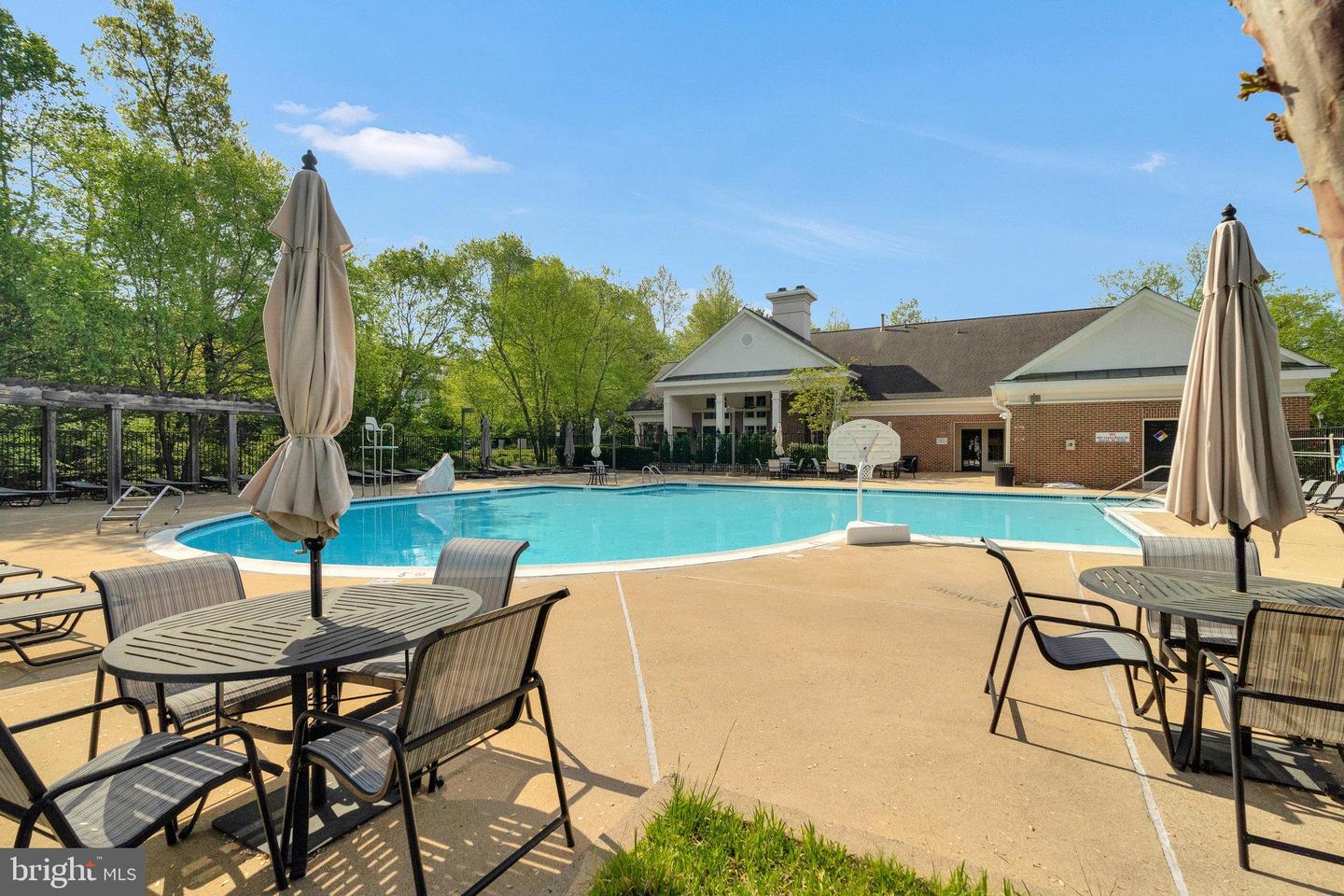 12170 ABINGTON HALL PL #204, RESTON, Virginia 20190, 2 Bedrooms Bedrooms, ,2 BathroomsBathrooms,Residential,For sale,12170 ABINGTON HALL PL #204,VAFX2239624 MLS # VAFX2239624
