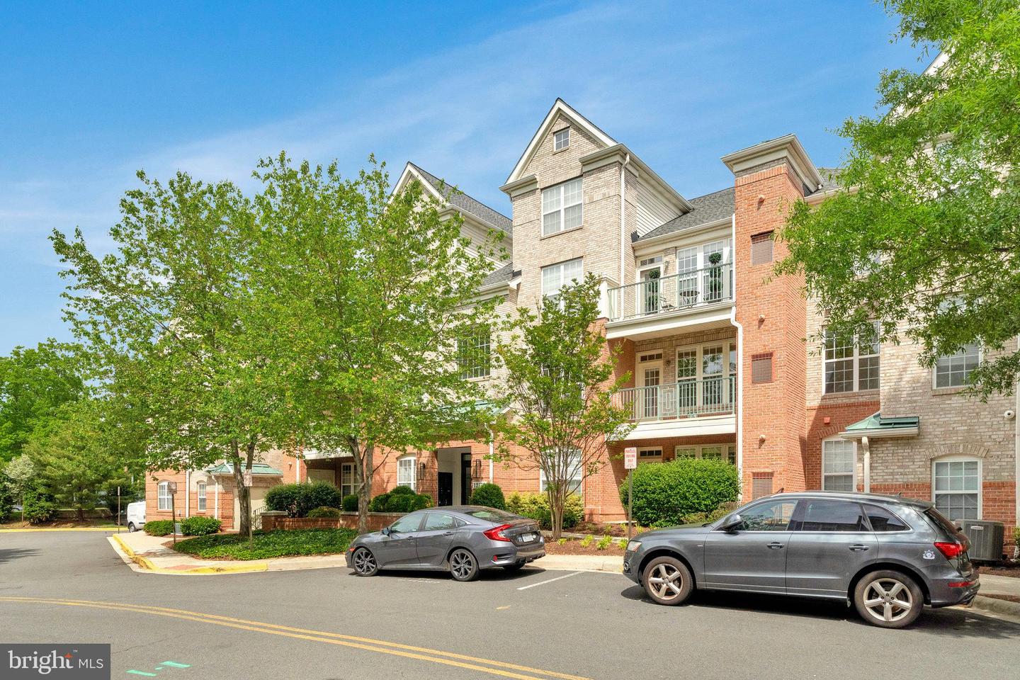 12170 ABINGTON HALL PL #204, RESTON, Virginia 20190, 2 Bedrooms Bedrooms, ,2 BathroomsBathrooms,Residential,For sale,12170 ABINGTON HALL PL #204,VAFX2239624 MLS # VAFX2239624